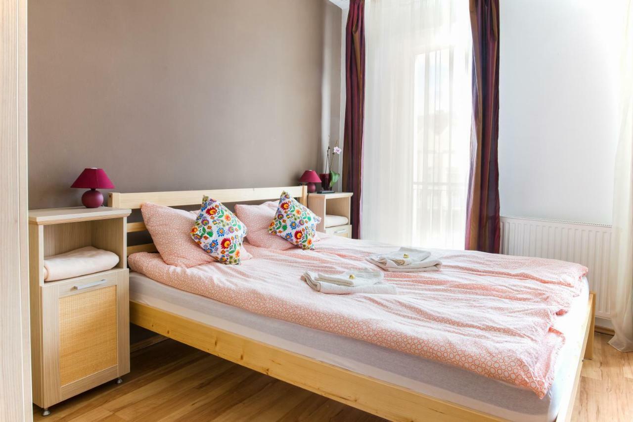 Mse Apartman มิชโคลซ์ ภายนอก รูปภาพ