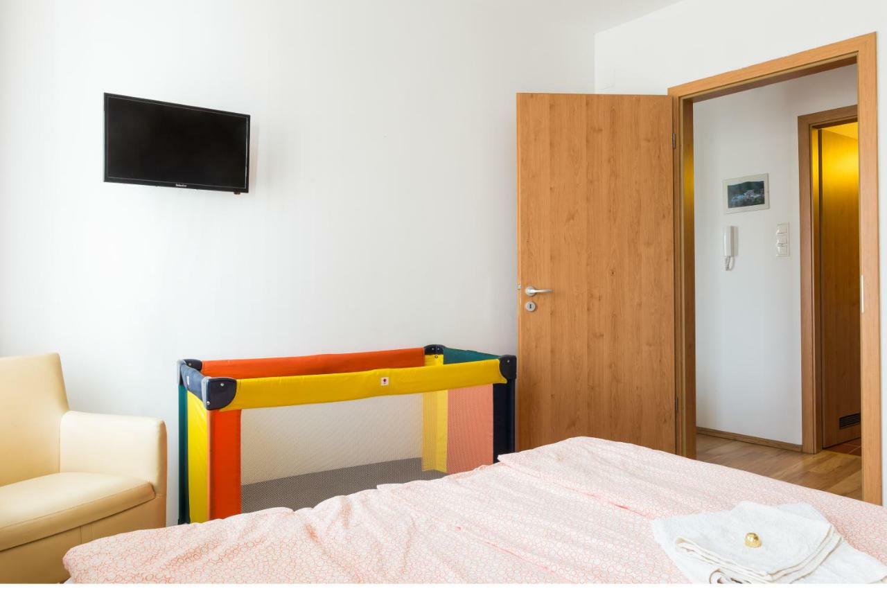 Mse Apartman มิชโคลซ์ ภายนอก รูปภาพ